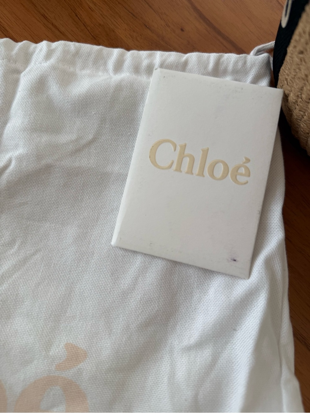 Chloé Tan Woven Straw Crossbody with Black Logo Strap LIKE NEW - Picture 4 of 9
